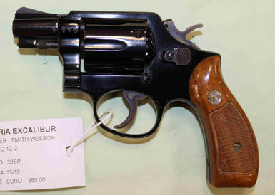 Revolver Smith & Wesson Modello 12-2 Airweight Calibro 38 SP