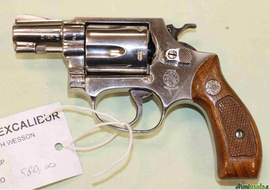 Revolver Smith & Wesson Modello 37 Nickel Calibro 38 SP