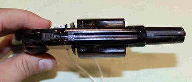 Revolver Smith & Wesson Modello 38 Airweight Calibro 38 SP