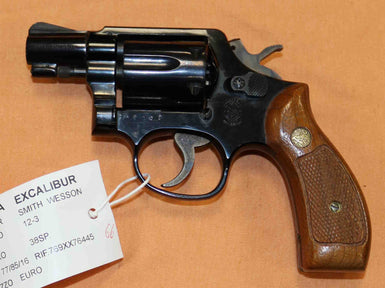 Revolver Smith & Wesson modello 12 Airweight in calibro 38SP