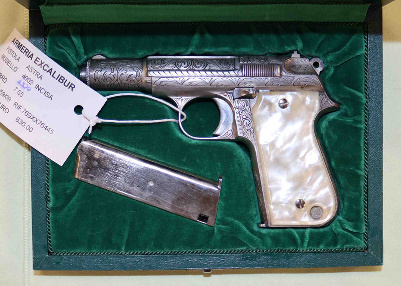 Pistola Astra Modello 4002 Falcon Calibro 7,65 Incisa
