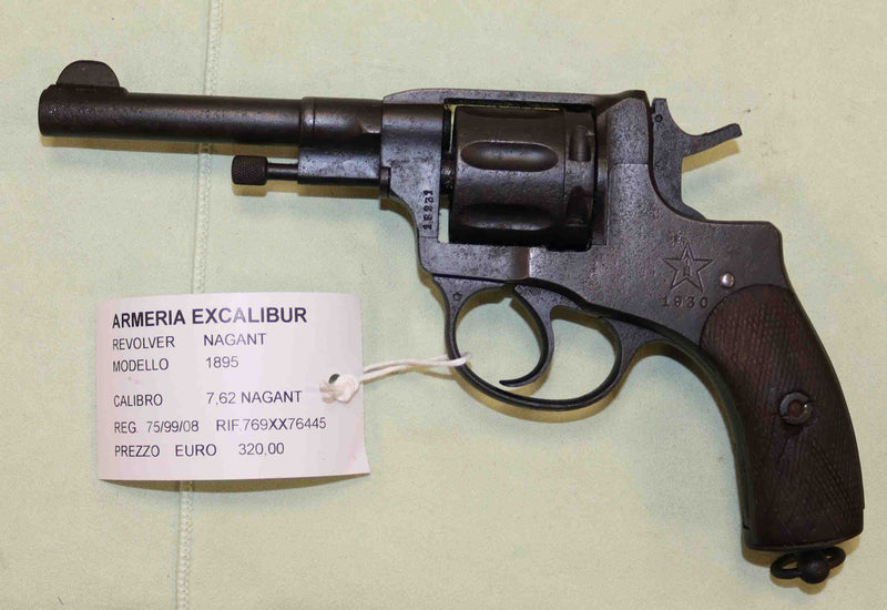 Revolver Nagant Modello 1895 Calibro 7.62 Nagant