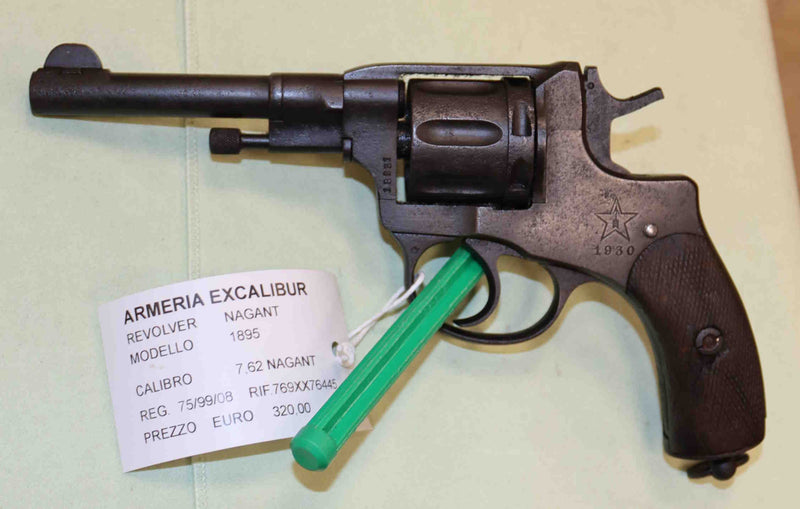 Revolver Nagant Modello 1895 Calibro 7.62 Nagant