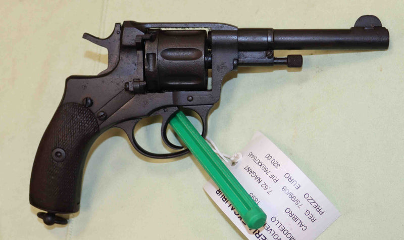 Revolver Nagant Modello 1895 Calibro 7.62 Nagant