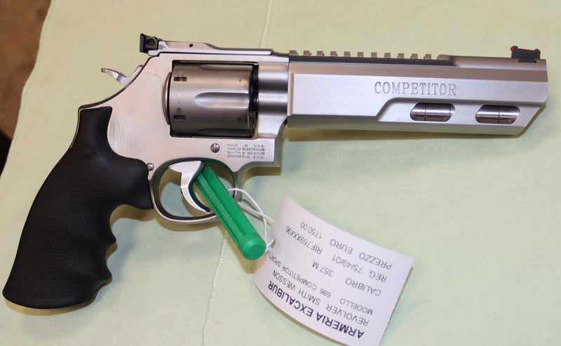 Revolver Smith & Wesson Modello 686 Competitot Calibro 357 Magnum Sportivo