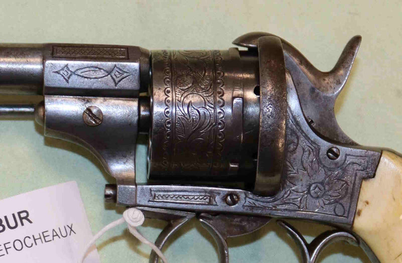 Revolver a Spillo LeFocheaux Modello 1885 Calibro 9MM Antico