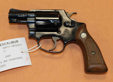 Revolver Smith & Wesson Modello 37 Calibro 38SP