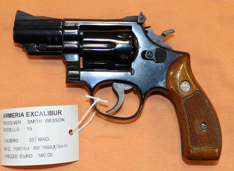 Revolver Smith & Wesson Modello 19 Calibro 357MG