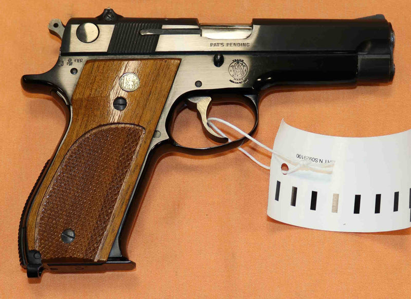 Pistola Smith & Wesson Modello 39 Calibro 7.65 Para