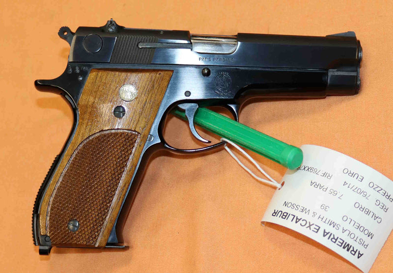 Pistola Smith & Wesson Modello 39 Calibro 7.65 Para