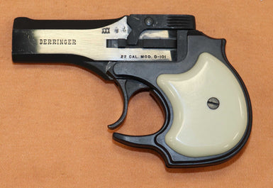 Pistola High Standard Modello D101 Calibro 22LR