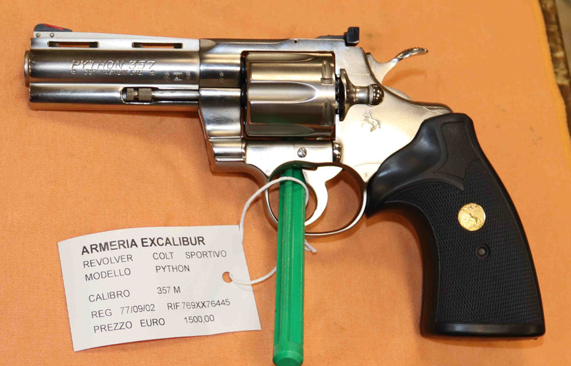 Revolver Colt Modello Python Inox Calibro 357 MG Sportivo