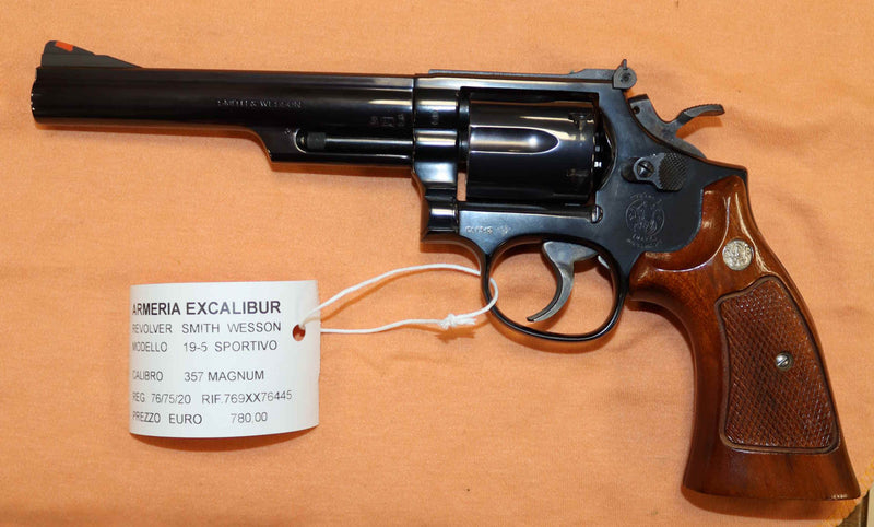 Revolver Smith & Wesson Modello 19-5 Calibro 357MG Sportivo