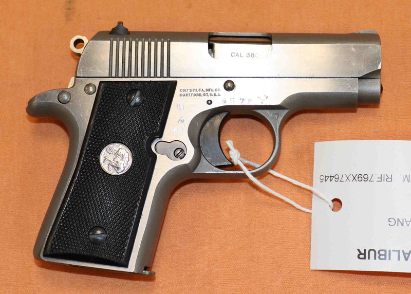 Pistola Colt Modello Mustang Calibro 9 Corto