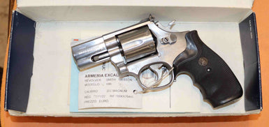 Revolver Smith & Wesson Modello 686 Calibro 357MG
