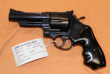 Revolver Smith & Wesson Modello 29 Calibro 44MG Sportivo