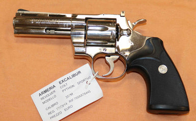Revolver Colt Modello Python Nickel Calibro 357MG Sportivo