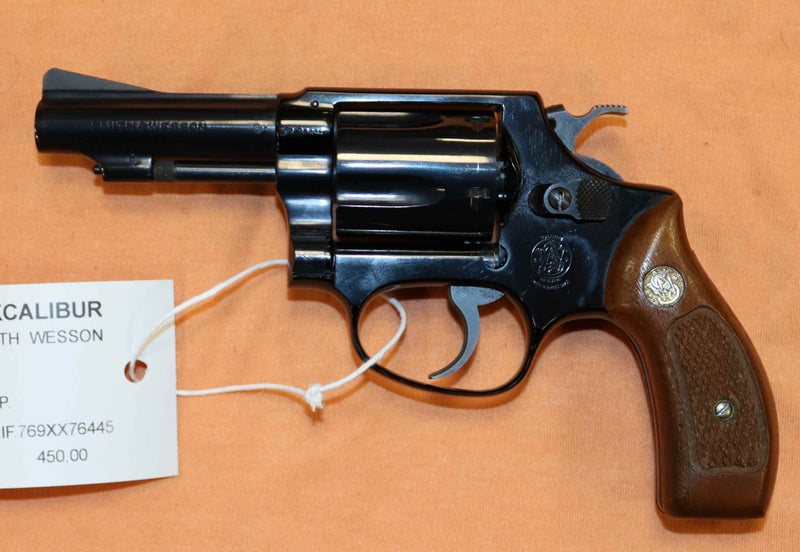 Revolver Smith & Wesson Modello 37 Calibro 38 SP