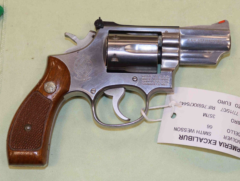 Revolver Smith & Wesson Modello 66 Calibro 357MG