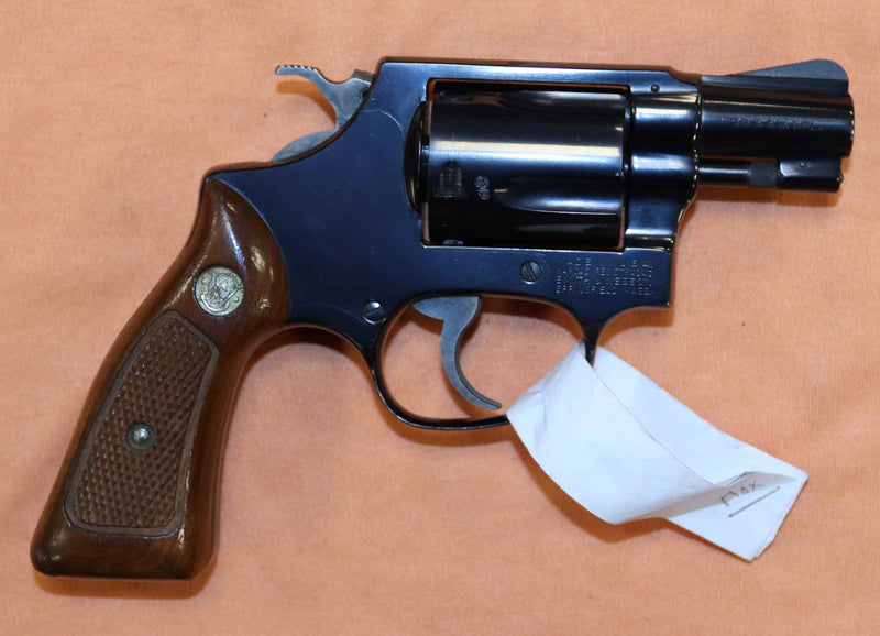 Revolver Smith & Wesson Modello 36 Square But Calibro 38 SP