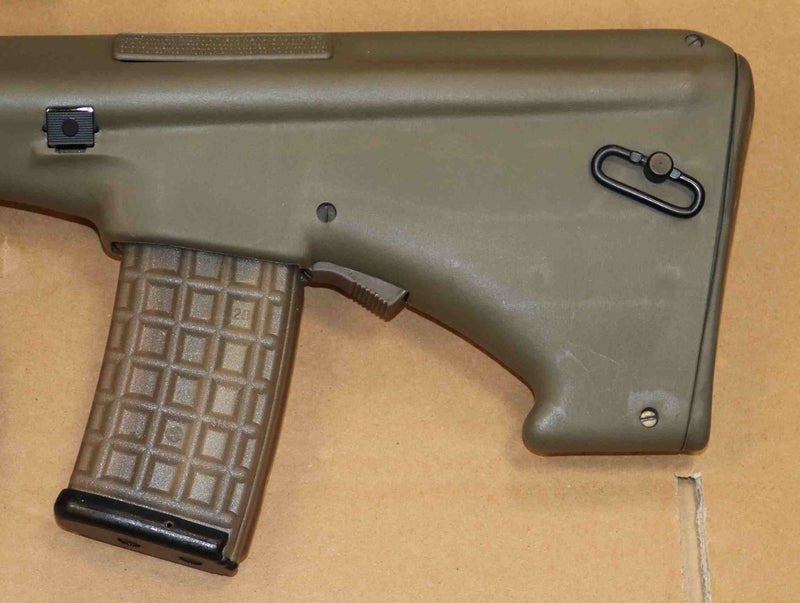 Carabina Steyr Modello Aug Calibro 222R con Ottica