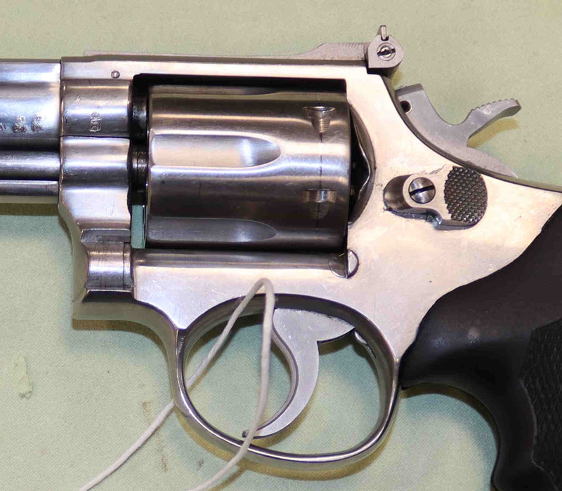 Revolver Smith & Wesson Modello 66 Calibro 357MG Sportivo