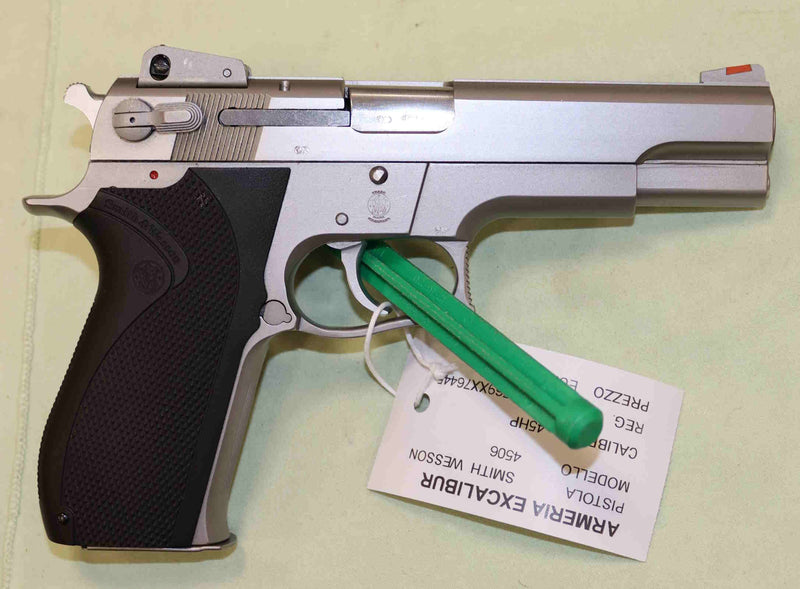 Pistola Smith & Wesson Modello 4506 Calibro 45 HP