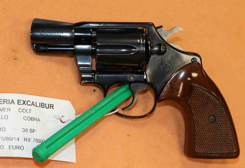 Revolver Colt Modello Cobra Calibro 38 SP